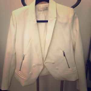 Beautiful white Zara jacket worn once
